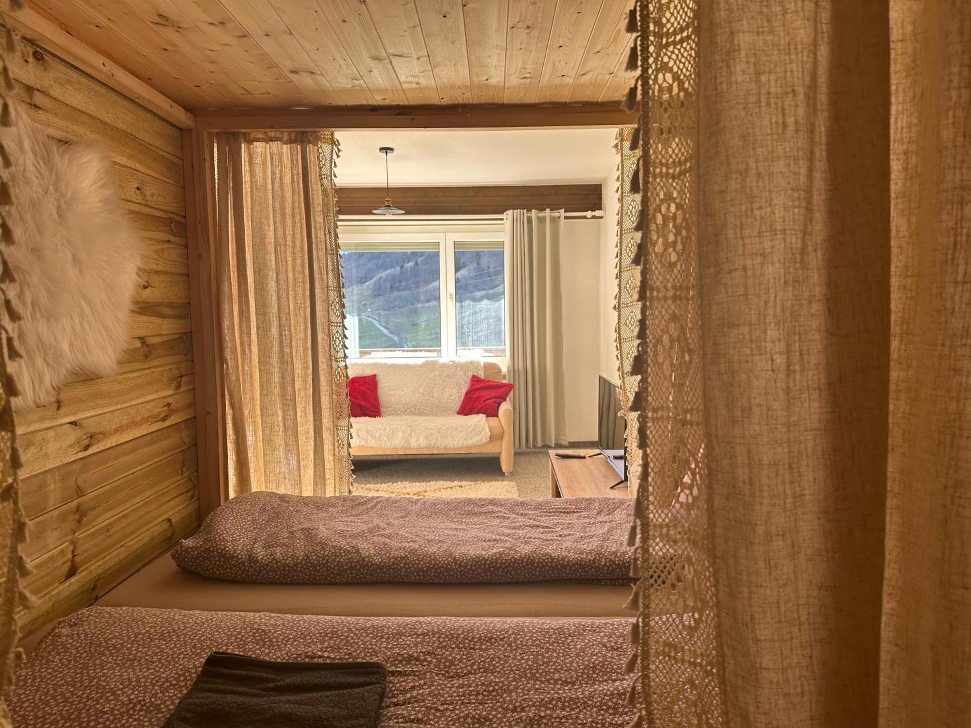 Appartement 1,5 Piece ลอยเคอร์บัด ภายนอก รูปภาพ